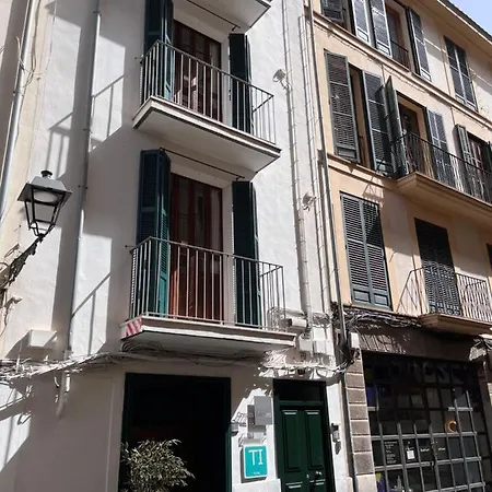 Cream Homes La Rambla, Turismo De Interior Appartamento *